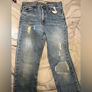 size 26 levi’s wedgie jeans